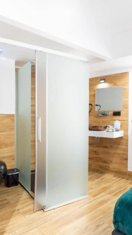 Ilustre Rooms Μάλαγα Δωμάτιο φωτογραφία